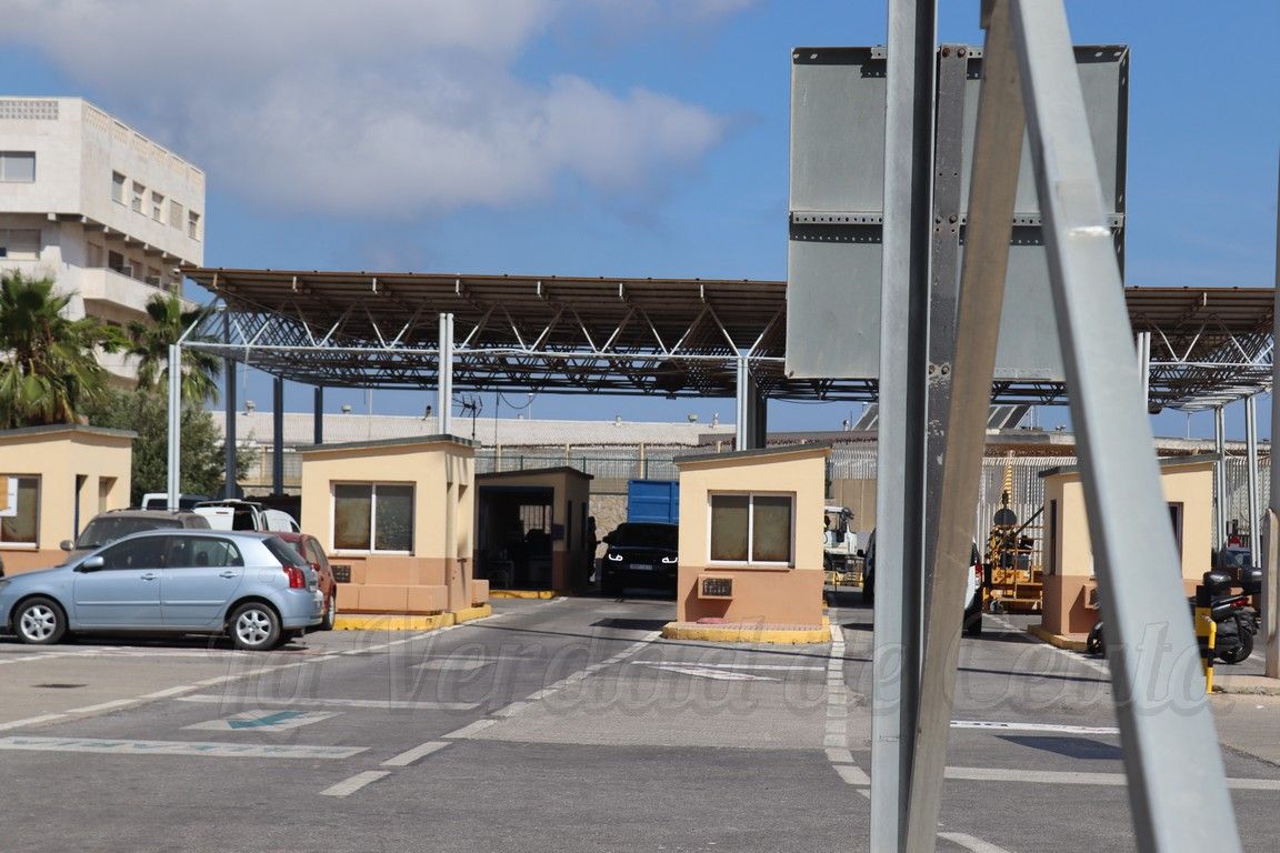 Tres detenidos con más de 38 kilos de hachís en dos vehículos